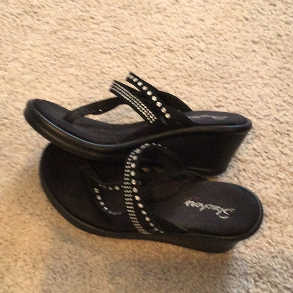 Skechers Jewel Flip Flops Size 9